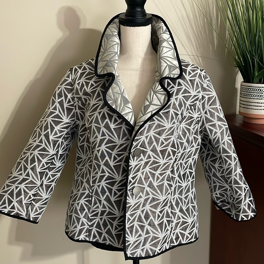 Pebble Zen Reversible Trendy Geometrical Blazer